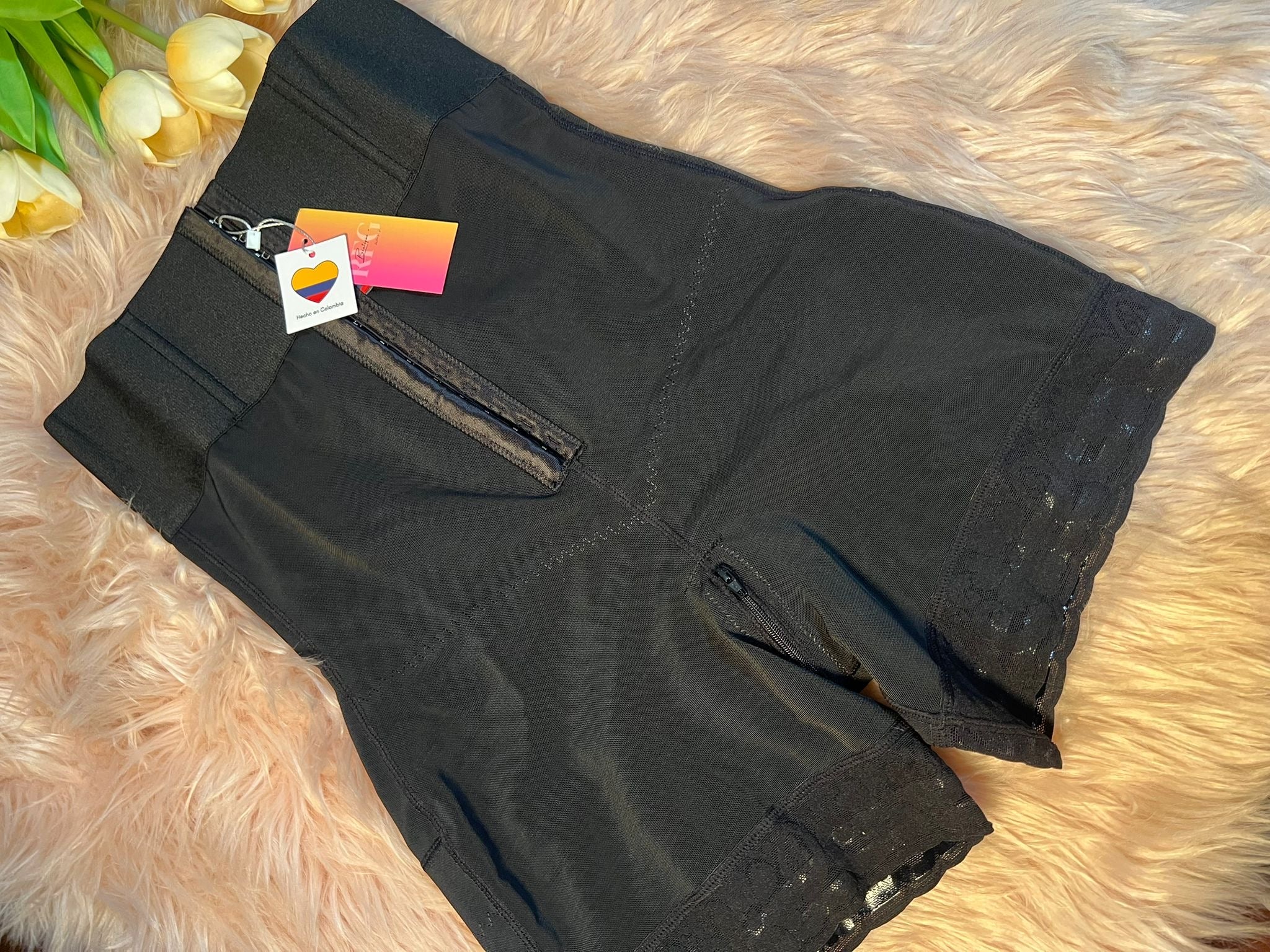 Short gainant taille haute